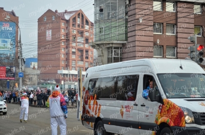 Stage of the Olympic torch relay Sochi 2014 in Irkutsk_12