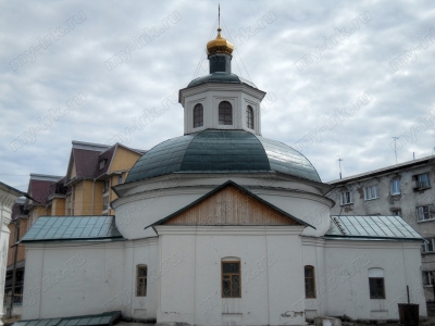Свя­то-Тро­иц­кий Храм 