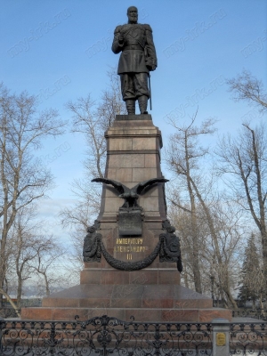 Памятник Александру III в Иркутске